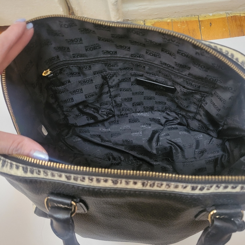 Michael Kors Leather&Faux Python Bowler Bag. Modern Chic Classic Everyday Luxury - Picture 6 of 7